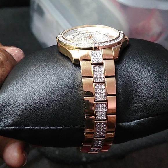 Bulova Gold-Tone Watch - Picture 3 of 11